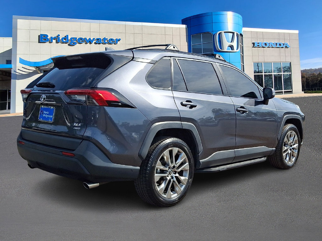 2019 Toyota RAV4 XLE Premium - Photo 6