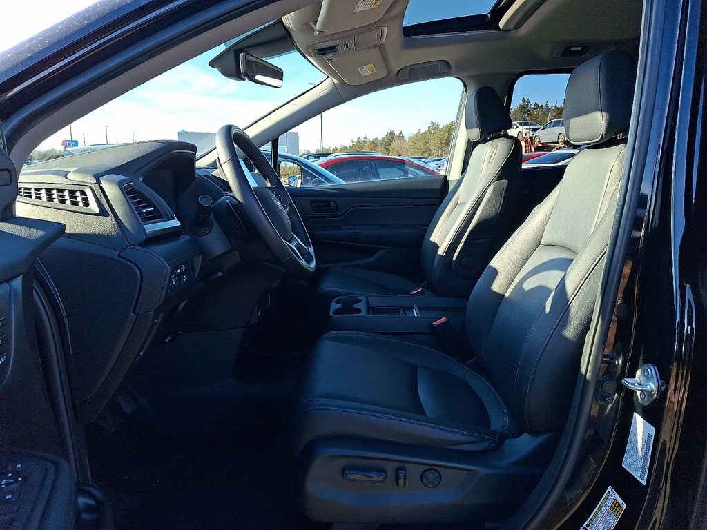 2023 Honda Odyssey EX-L - Photo 13
