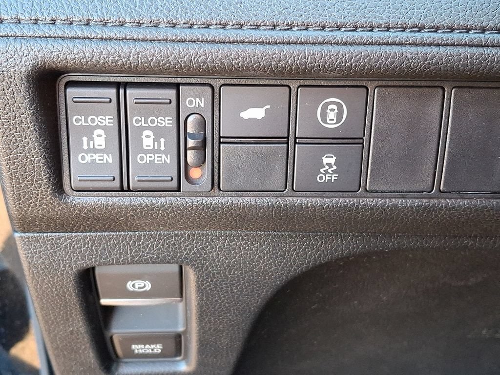 2023 Honda Odyssey EX-L - Photo 24