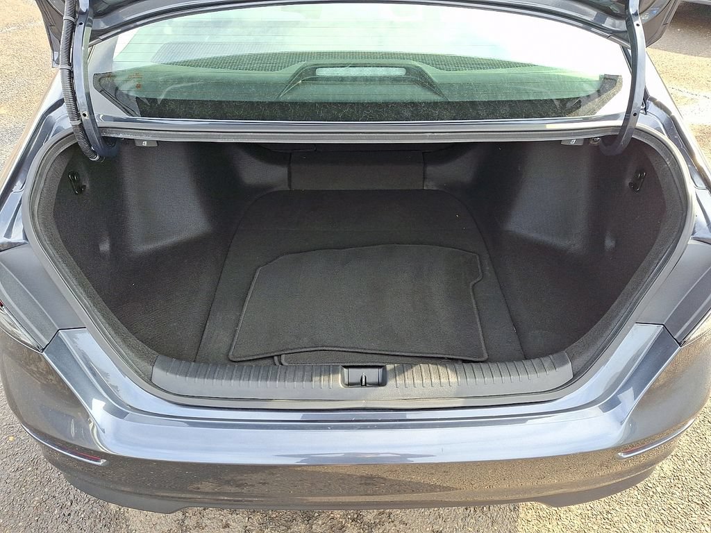 2025 Honda Accord SE - Photo 27