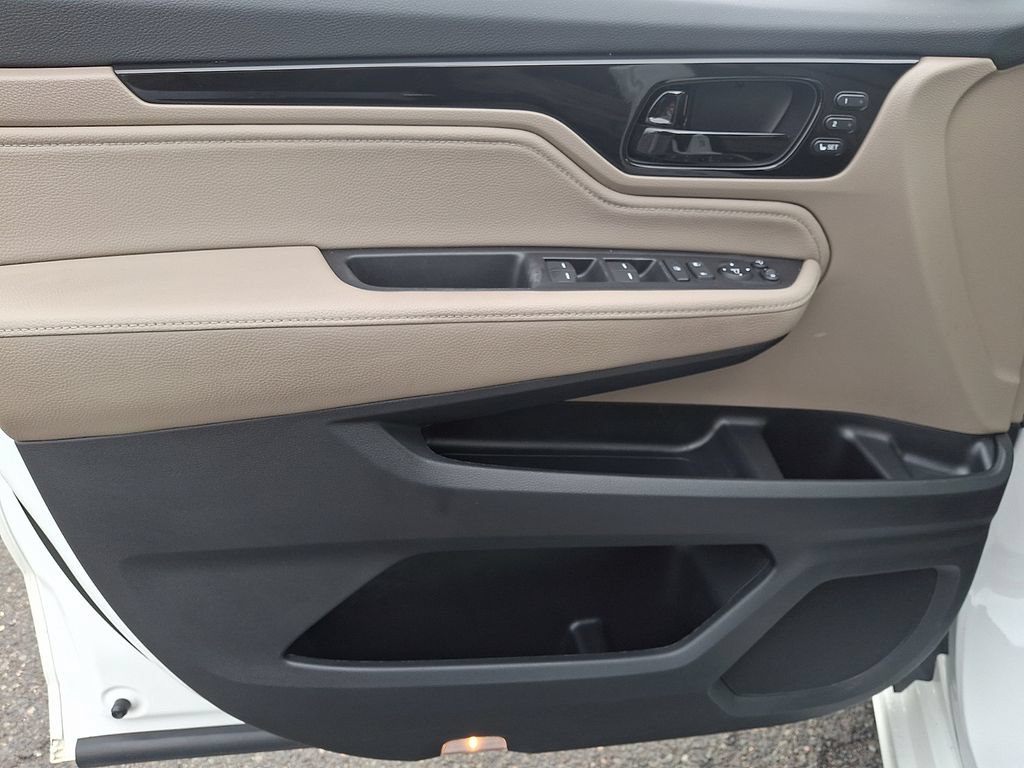 2023 Honda Odyssey Elite - Photo 12