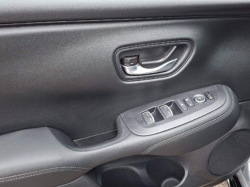 2026 Honda HR-V EX-L - Photo 12