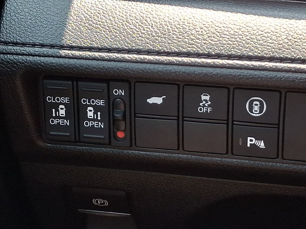 2023 Honda Odyssey Touring - Photo 25