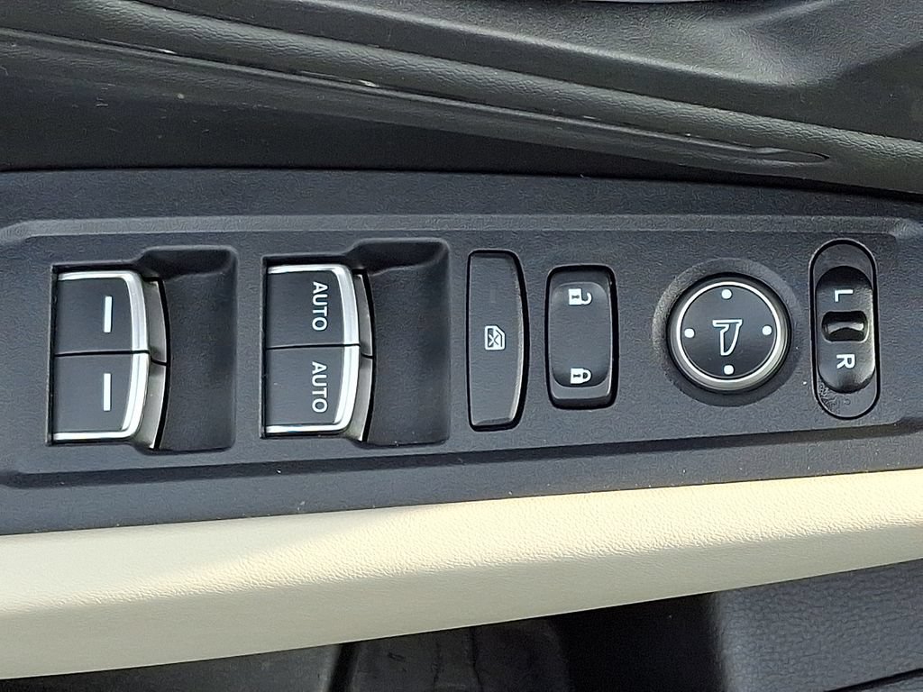 2025 Honda Accord SE - Photo 25