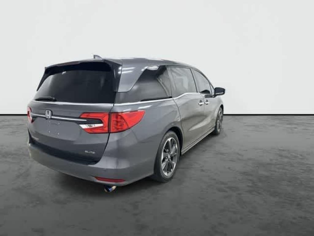 Certified 2024 Honda Odyssey Elite Van
