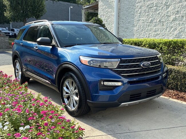2023 Ford Explorer XLT SUV