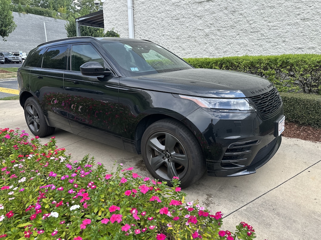 Used 2025 Land Rover Range Rover Velar Dynamic SE SUV
