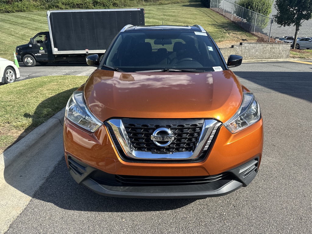 Used 2018 Nissan Kicks SV SUV