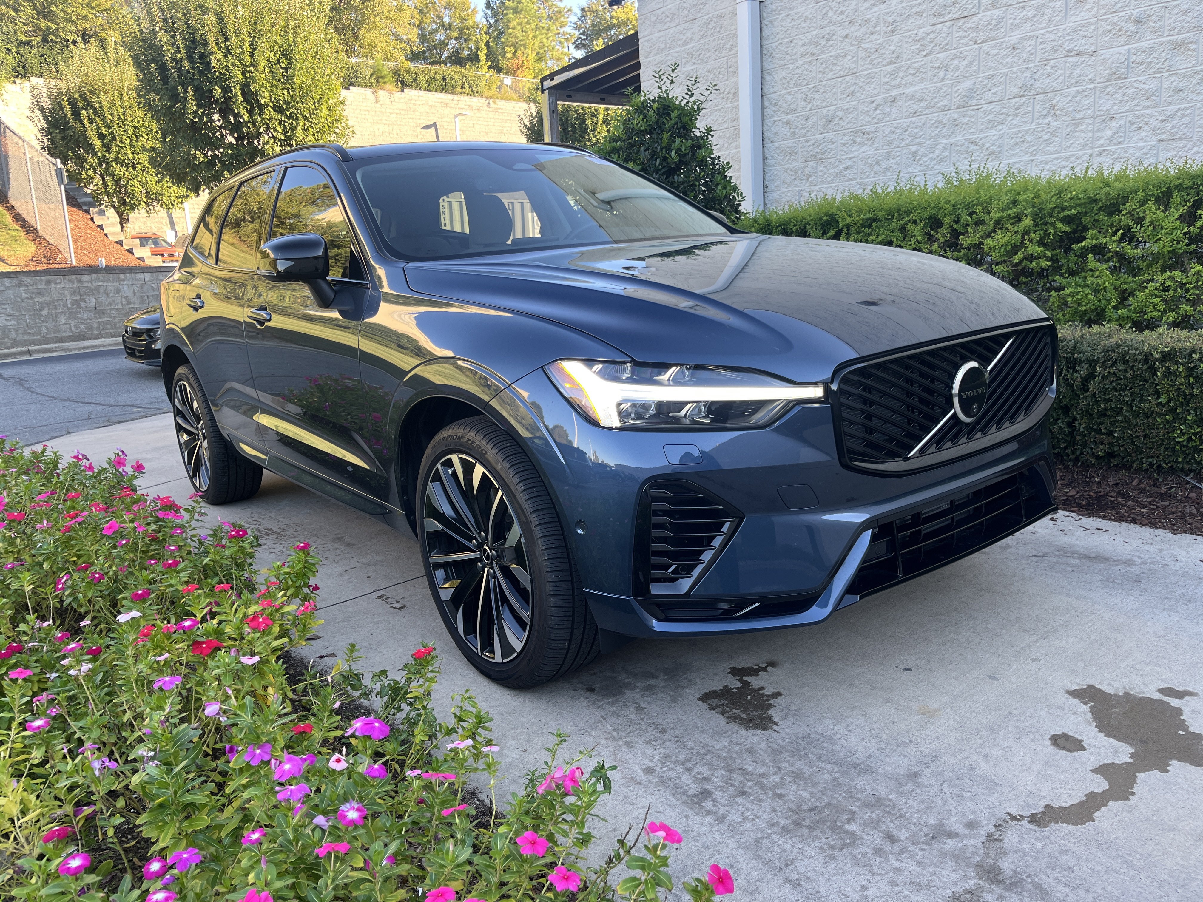 Used 2026 Volvo XC60 Plug-In Hybrid Ultra SUV