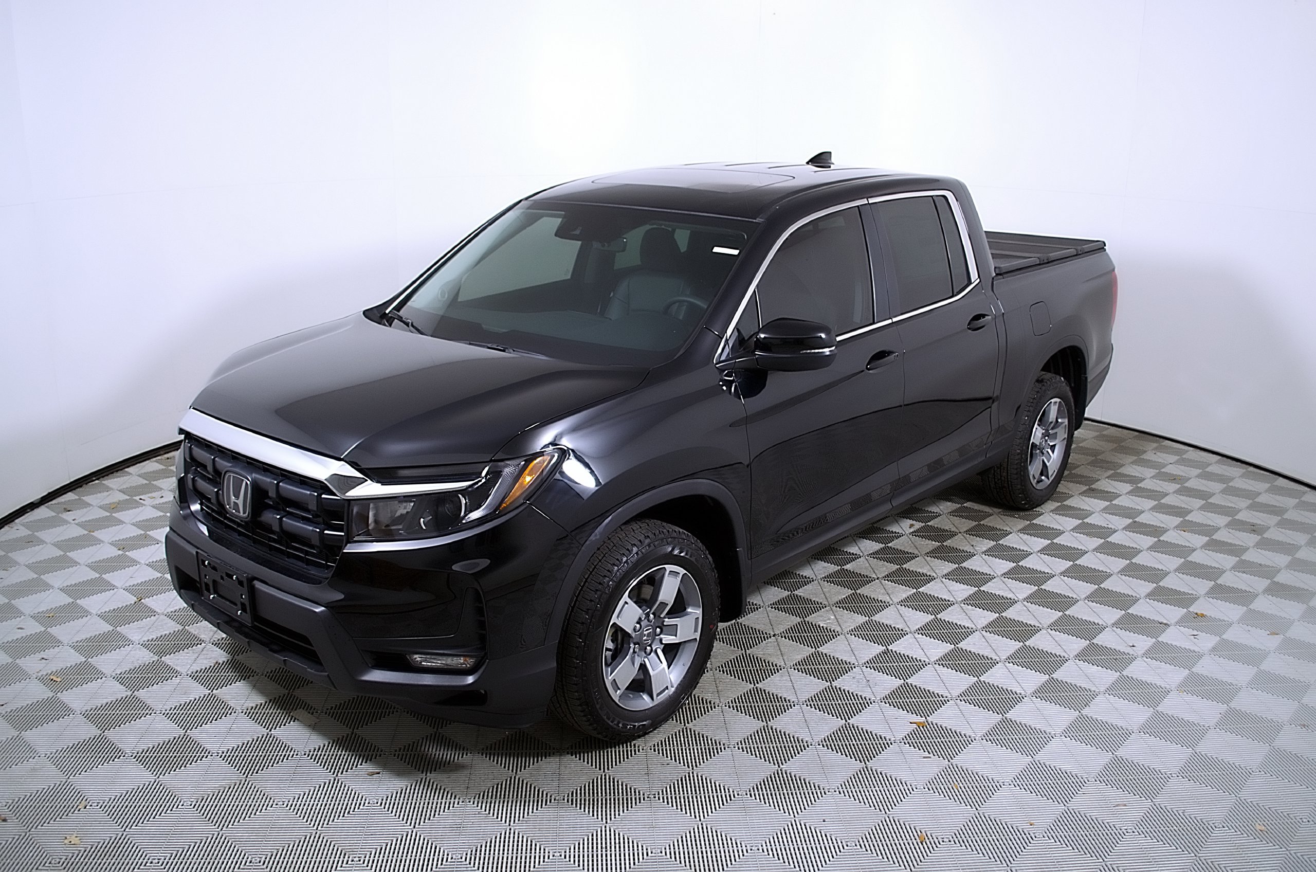 New 2026 Honda Ridgeline RTL Truck Crew Cab