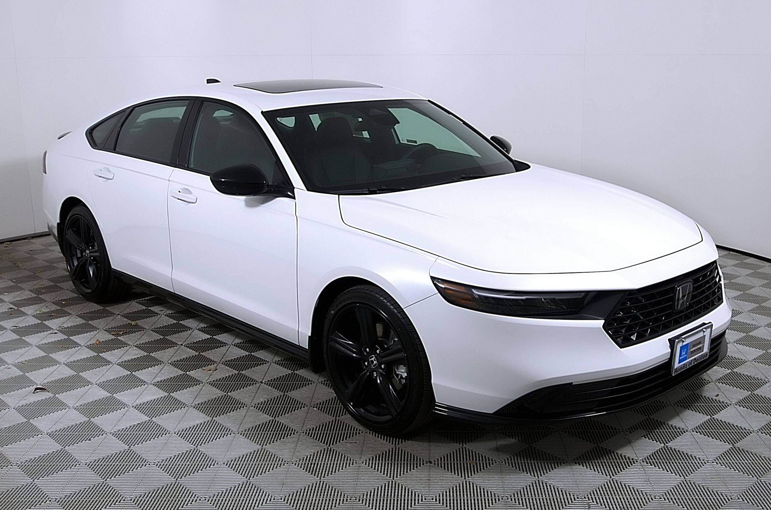 2026 Honda Accord Hybrid Sport-L - Photo 6