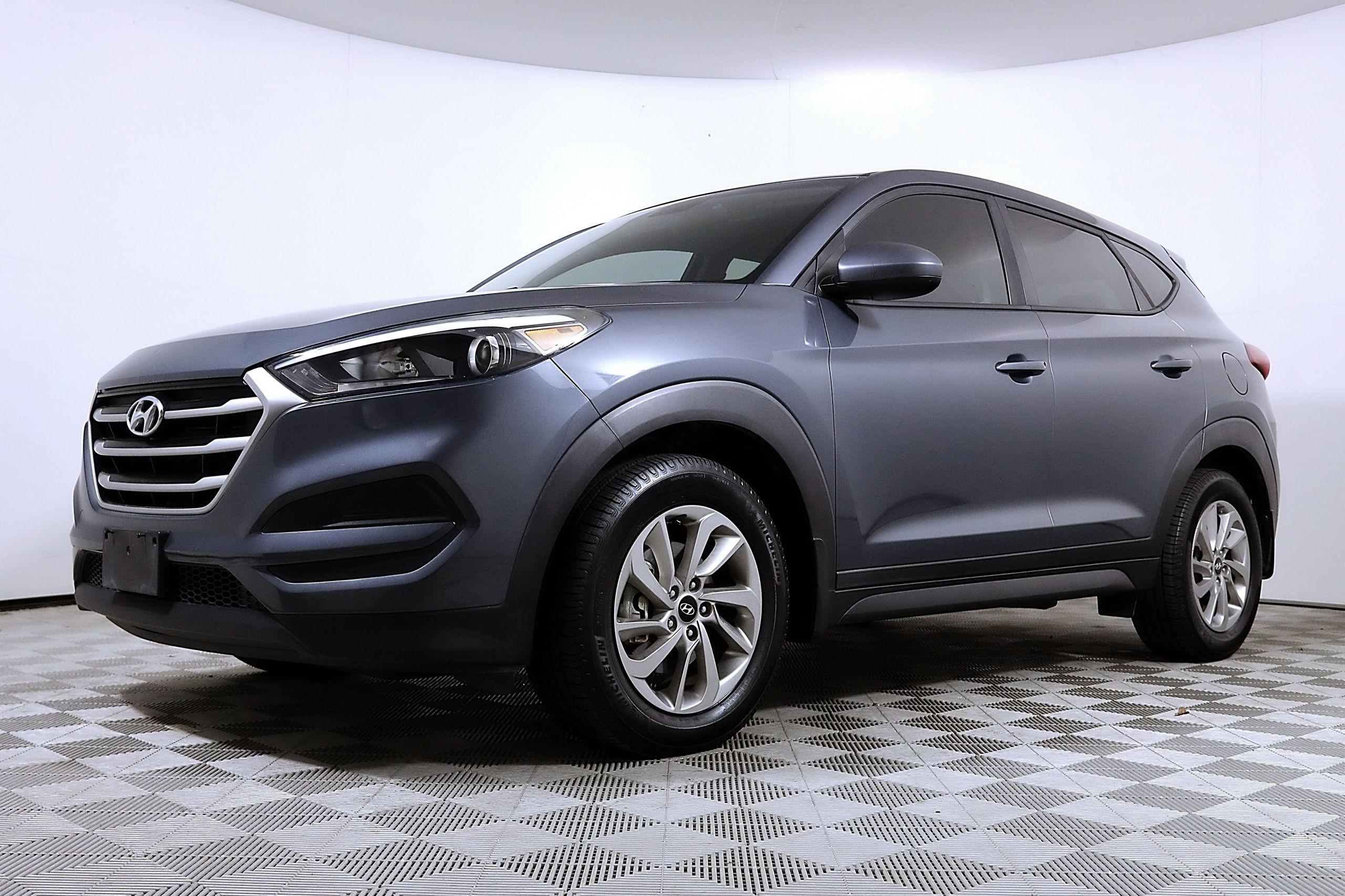 Used 2017 Hyundai Tucson SE with VIN KM8J23A43HU400135 for sale in Denton, TX