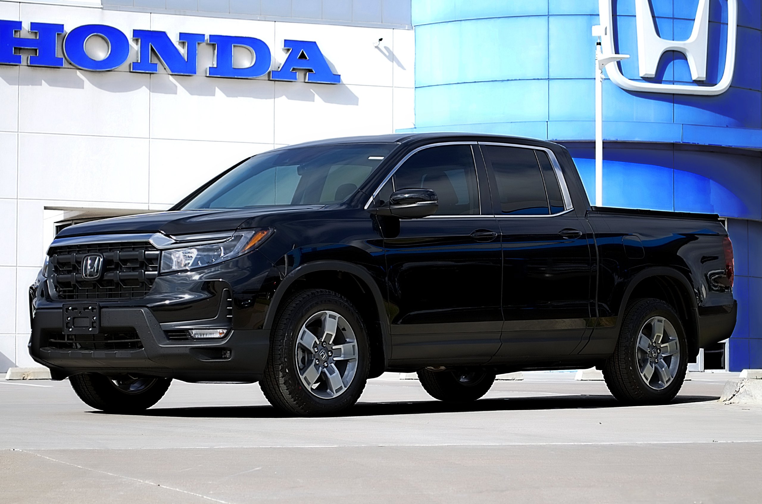 New 2026 Honda Ridgeline RTL Truck Crew Cab
