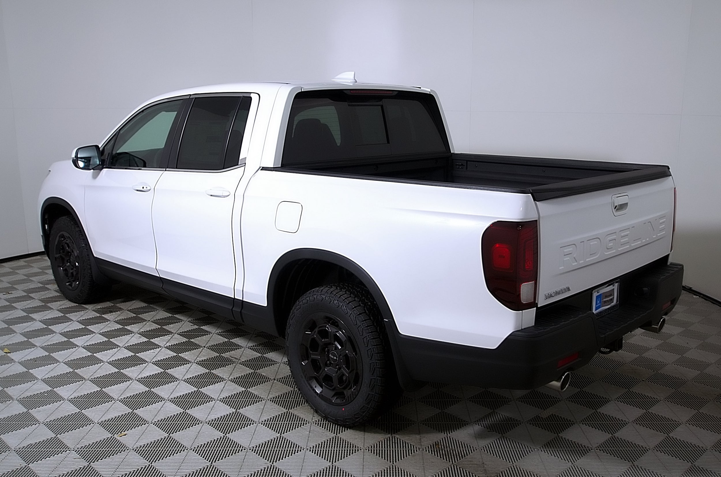 2025 Honda Ridgeline RTL - Photo 9