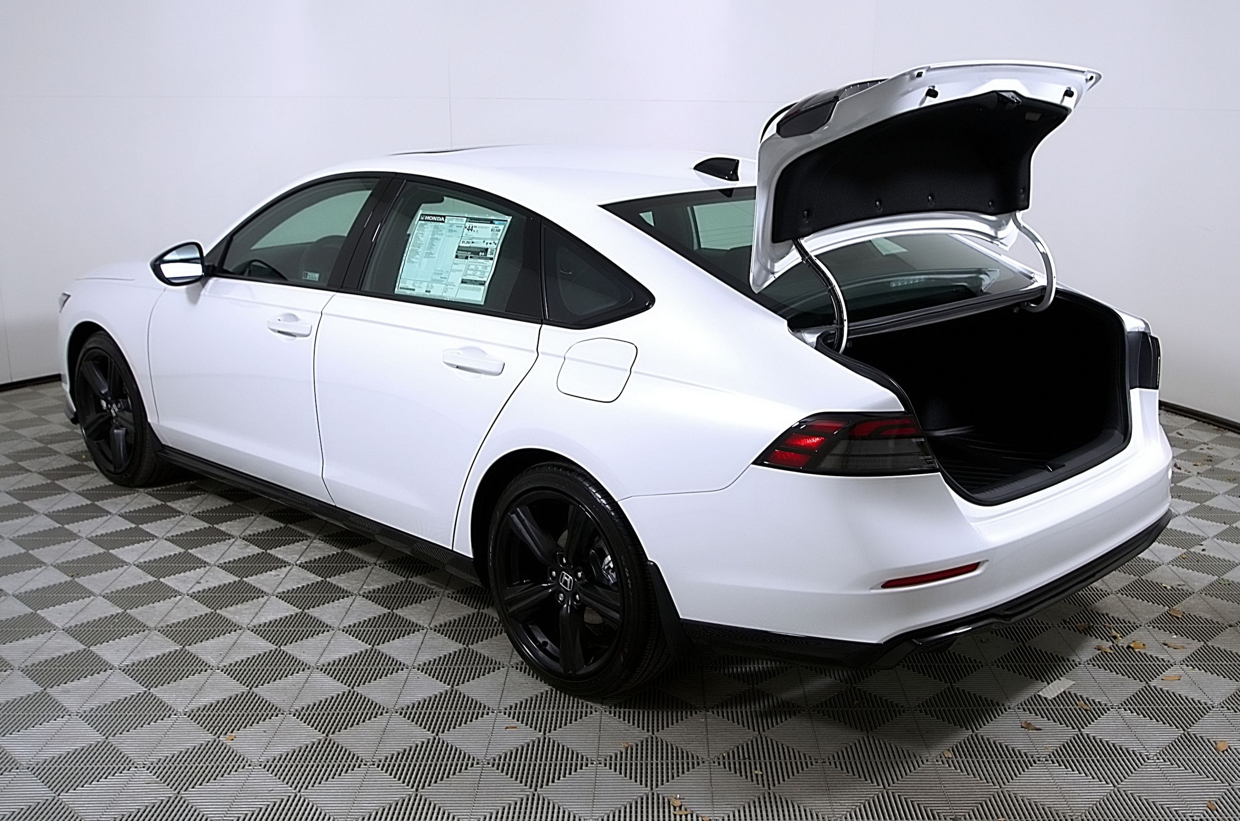 2026 Honda Accord Hybrid Sport-L - Photo 10