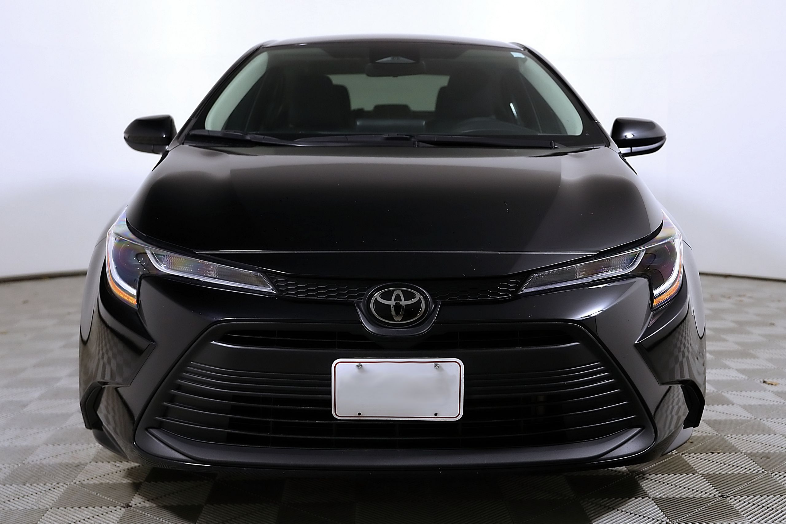 Used 2025 Toyota Corolla LE Sedan