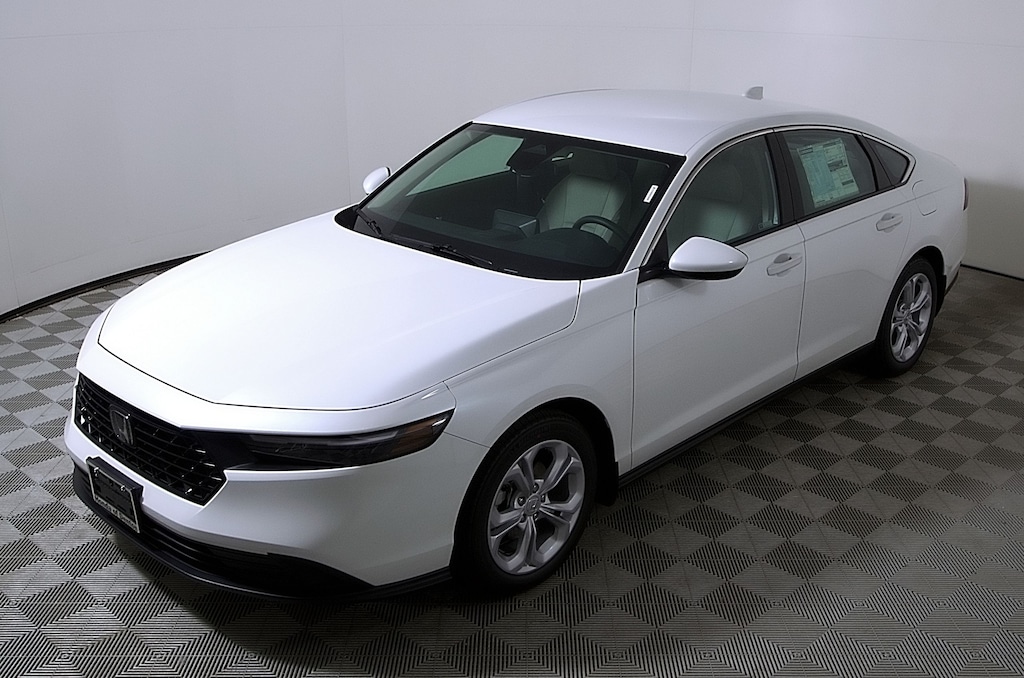Used 2025 Honda Accord LX Sedan