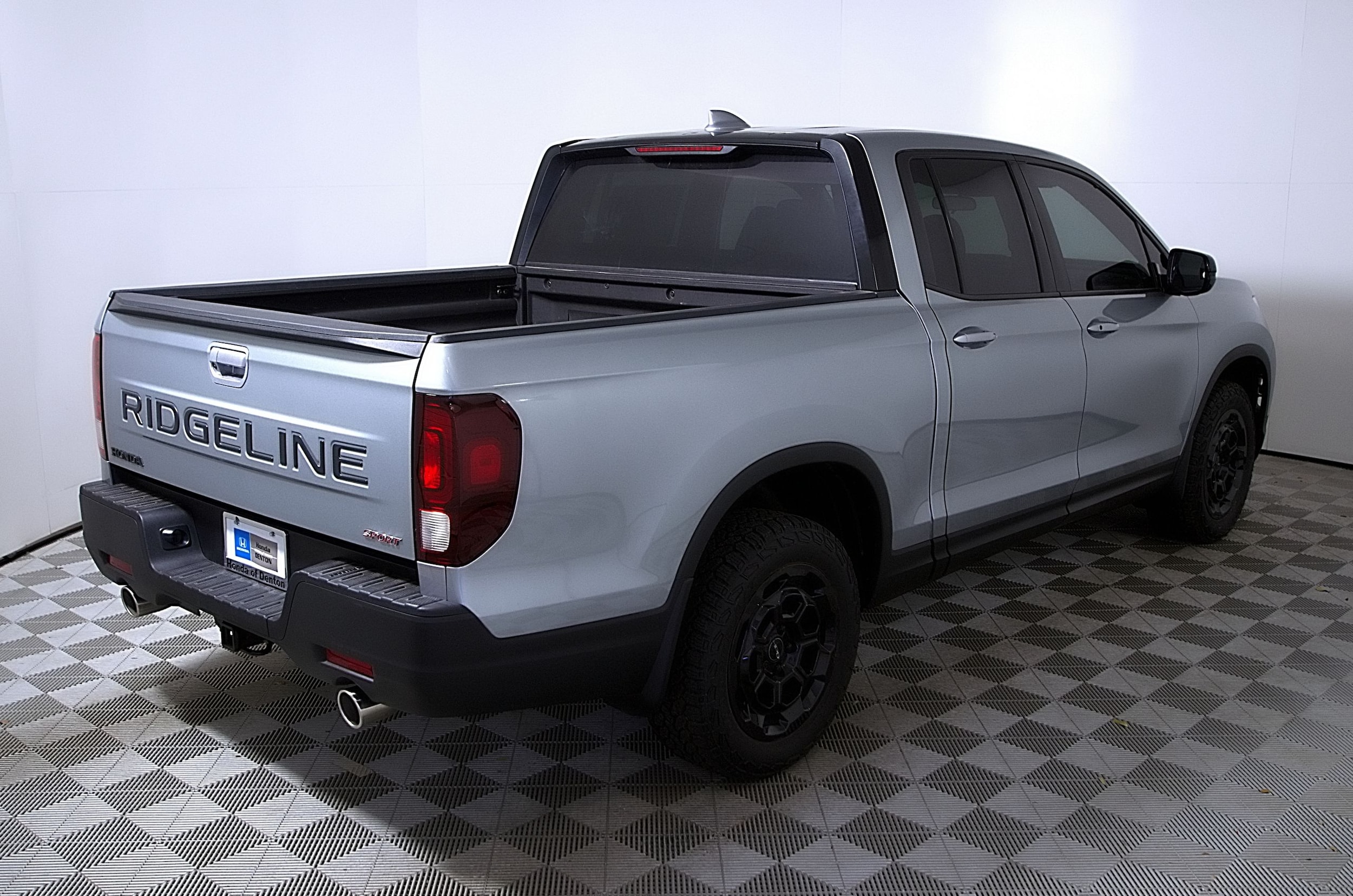 2025 Honda Ridgeline Sport - Photo 7