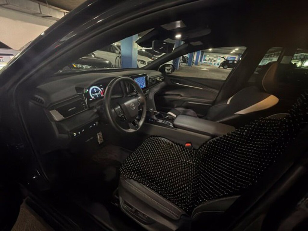 Used 2025 Toyota Camry SE Sedan