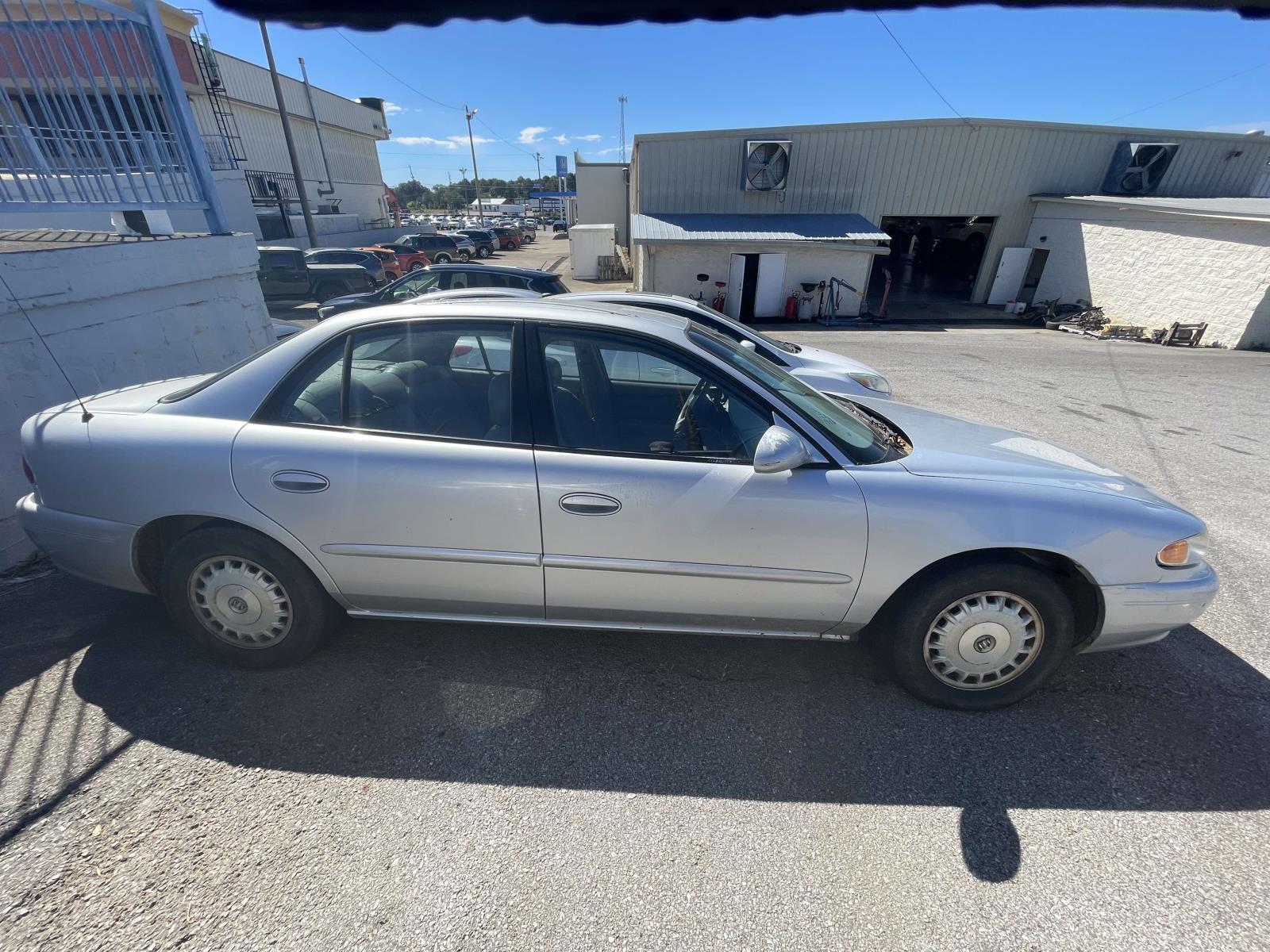 Used 2003 Buick Century SDN CUSTOM Car