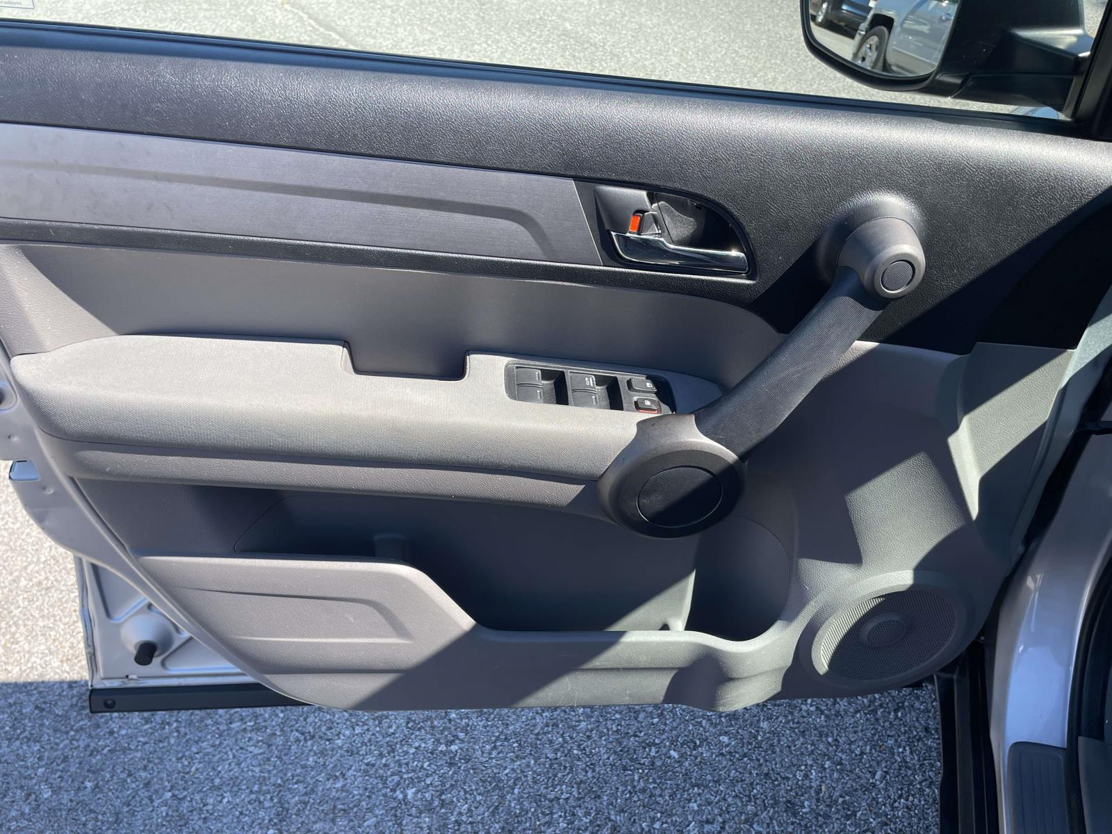 2011 Honda CR-V LX - Photo 15
