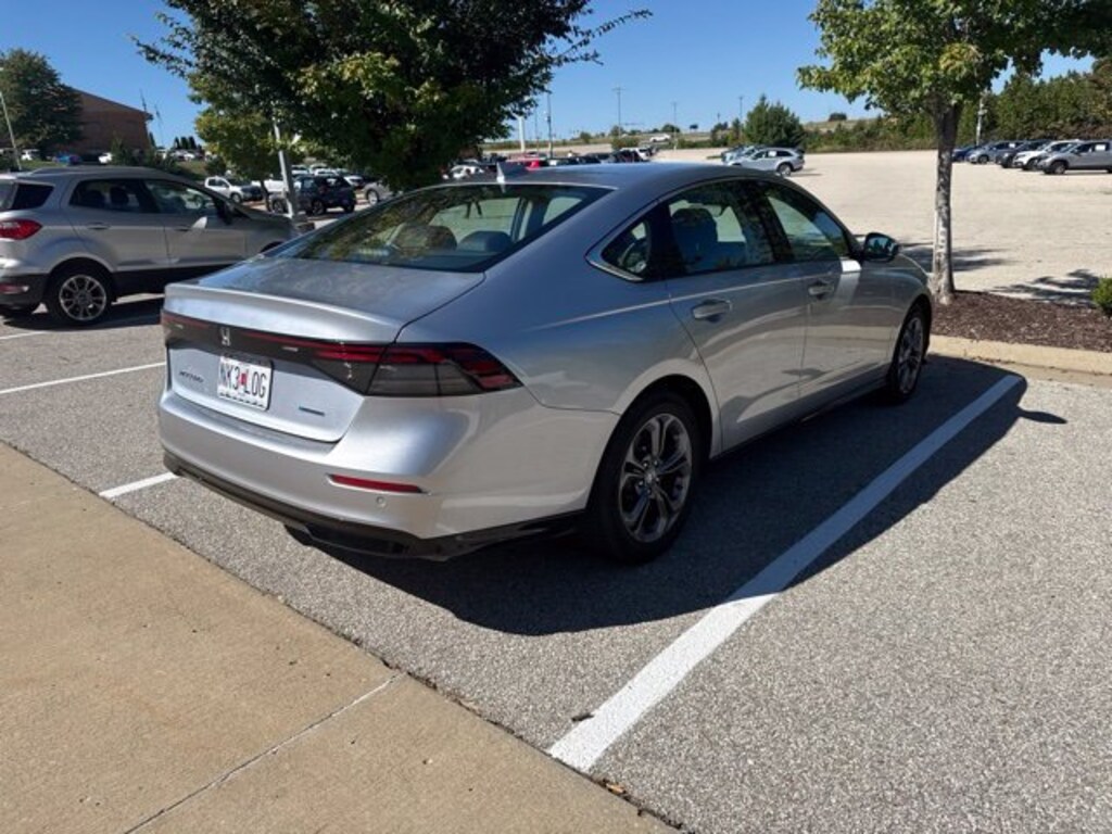 Used 2025 Honda Accord Hybrid EX-L Sedan