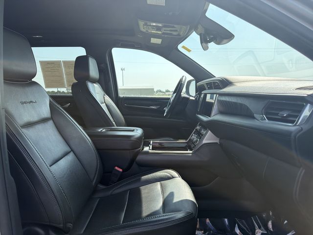 2023 GMC Yukon Denali - Photo 13