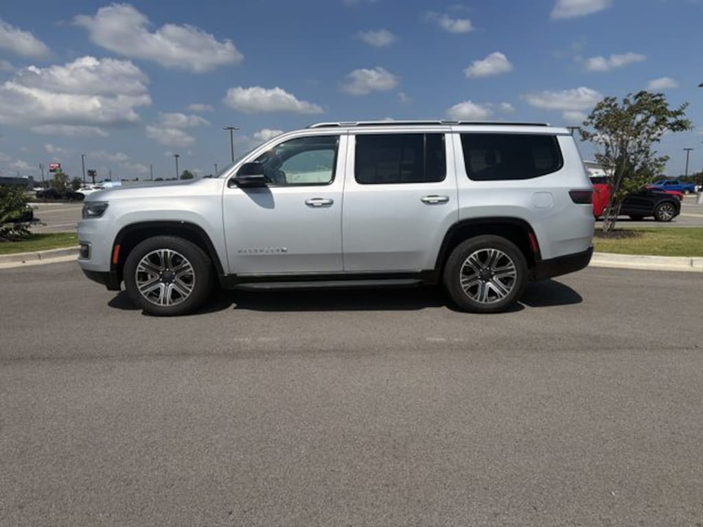 Used 2024 Jeep Wagoneer Series II SUV