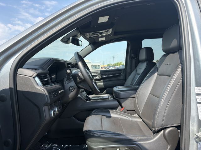 2023 GMC Yukon Denali - Photo 9