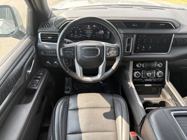 2023 GMC Yukon Denali - Photo 25