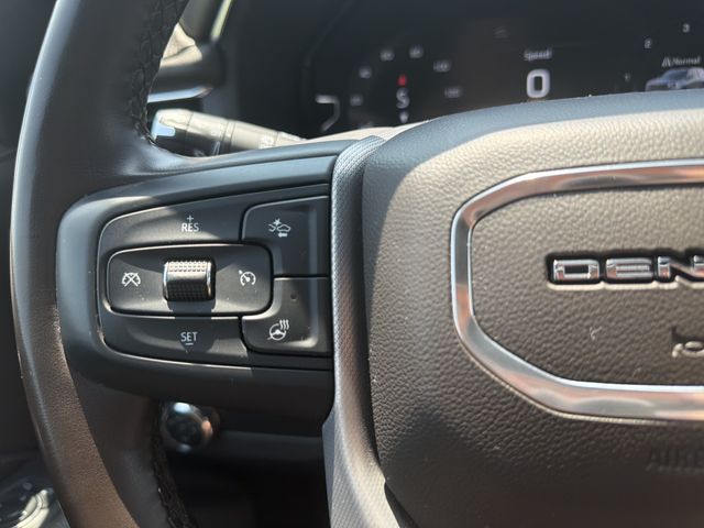2023 GMC Yukon Denali - Photo 30
