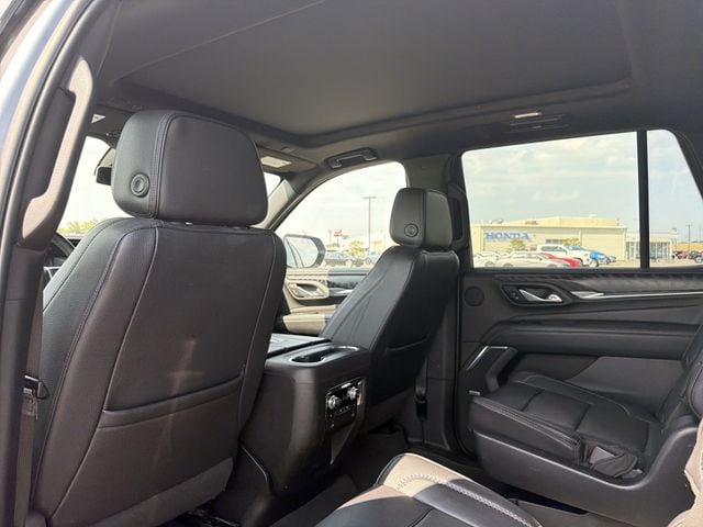 2023 GMC Yukon Denali - Photo 12