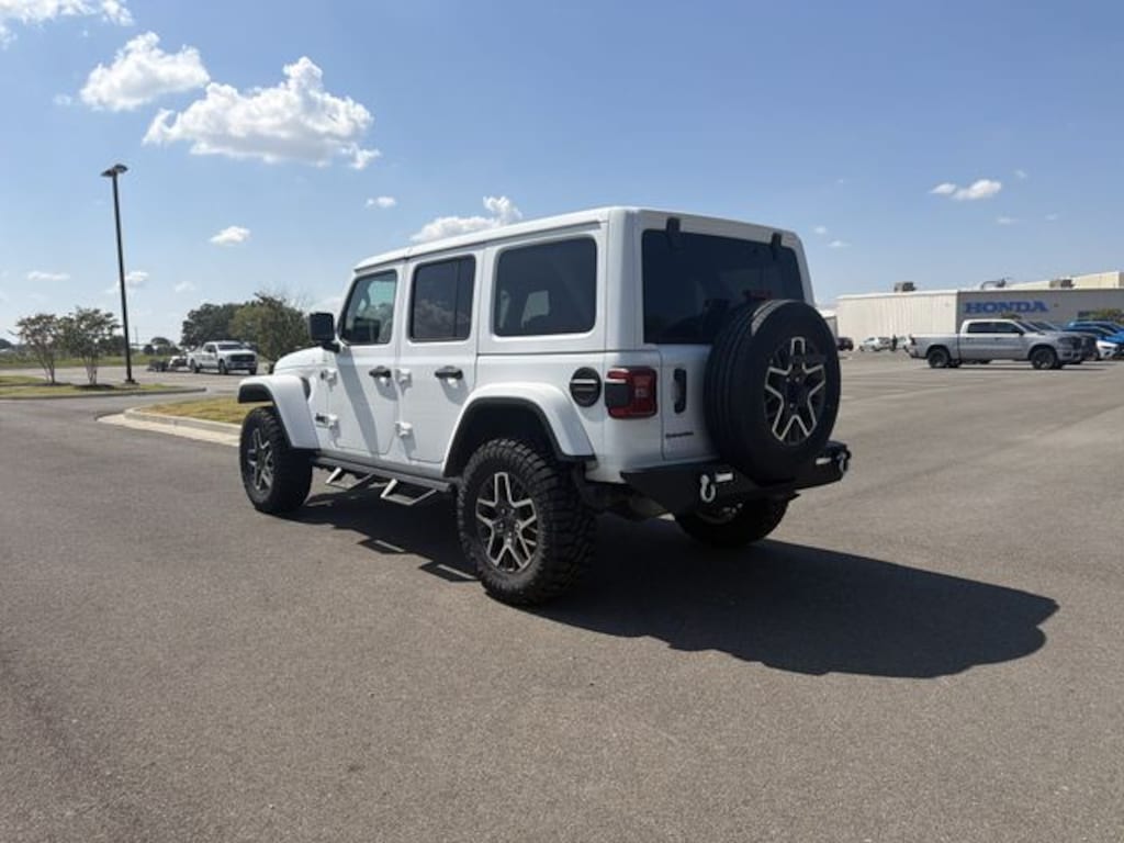 Used 2026 Jeep Wrangler Sahara SUV