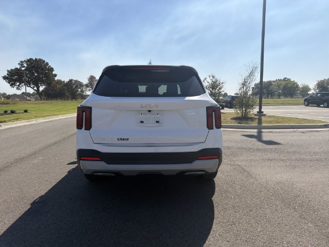 Used 2025 Kia Sorento LX SUV