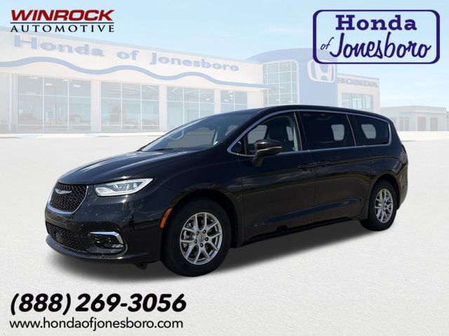  Chrysler Pacifica