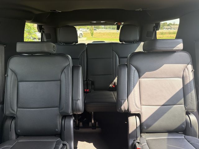 2023 GMC Yukon Denali - Photo 24