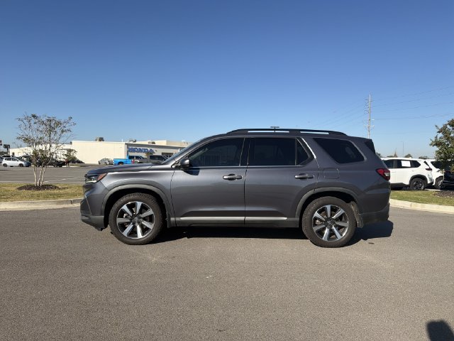 Used 2023 Honda Pilot Elite SUV