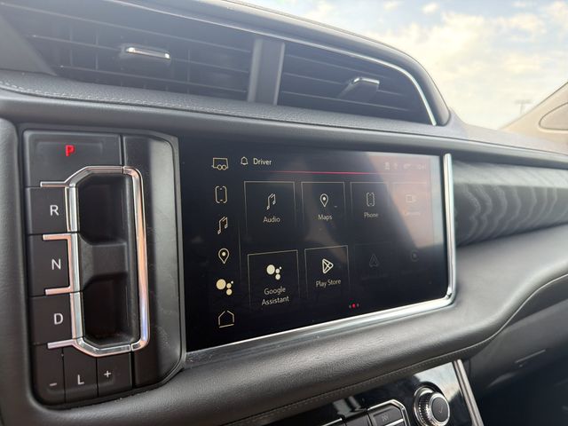2023 GMC Yukon Denali - Photo 30