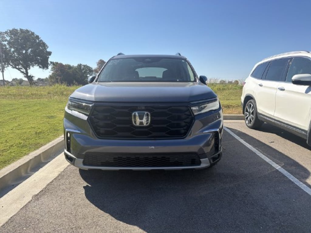 Used 2023 Honda Pilot Elite SUV