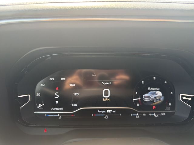 2023 GMC Yukon Denali - Photo 31