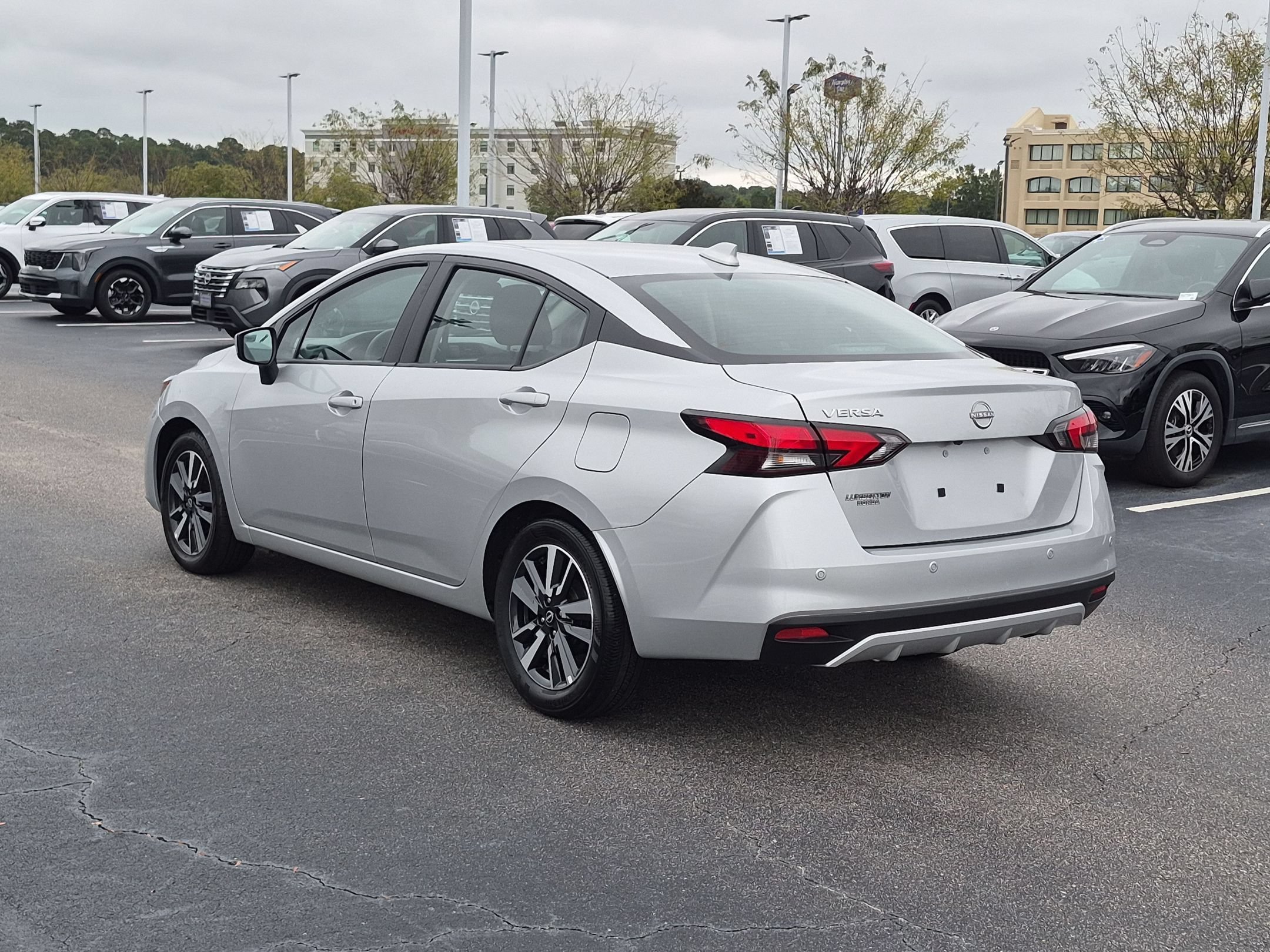Used 2025 Nissan Versa 1.6 SV Sedan
