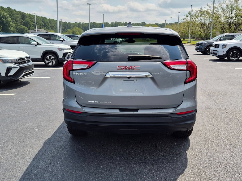 Used 2024 GMC Terrain SLE SUV