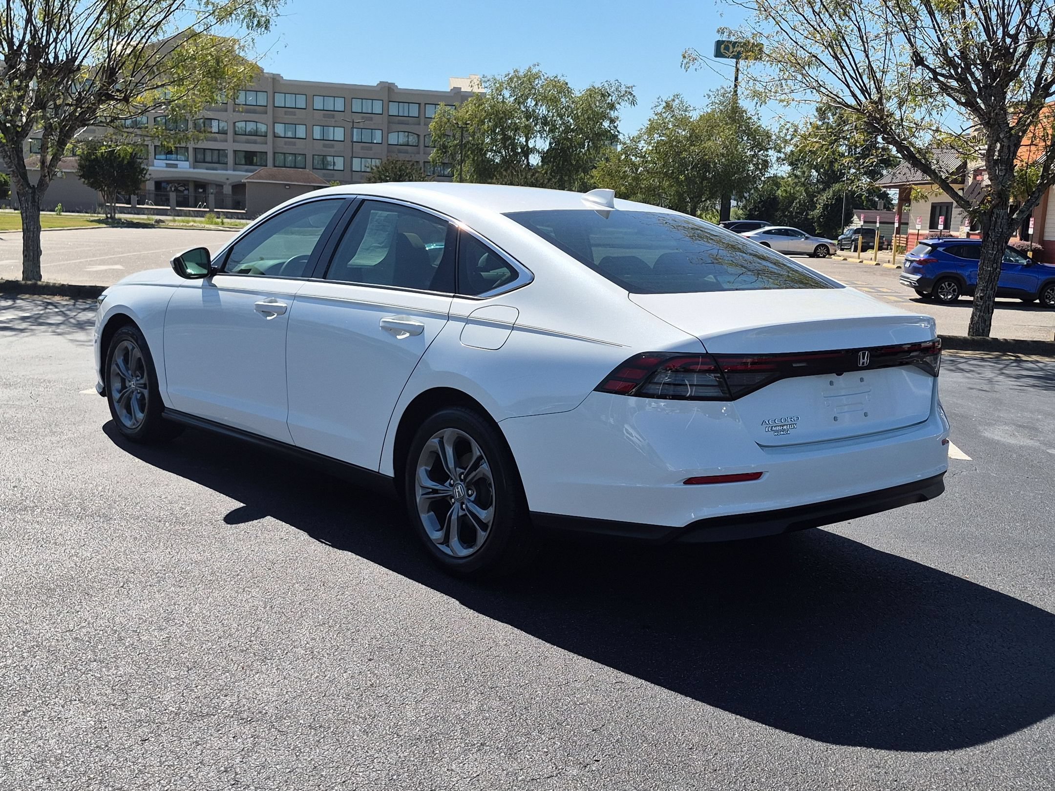 Used 2024 Honda Accord EX Sedan