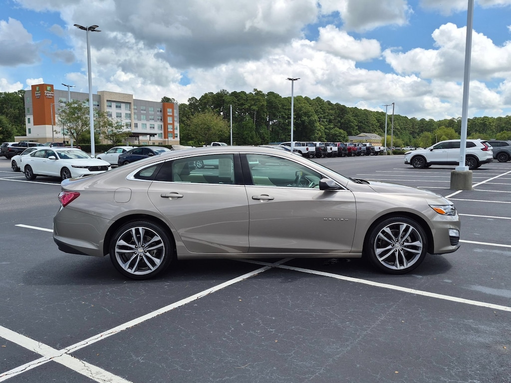Used 2024 Chevrolet Malibu 2LT Sedan