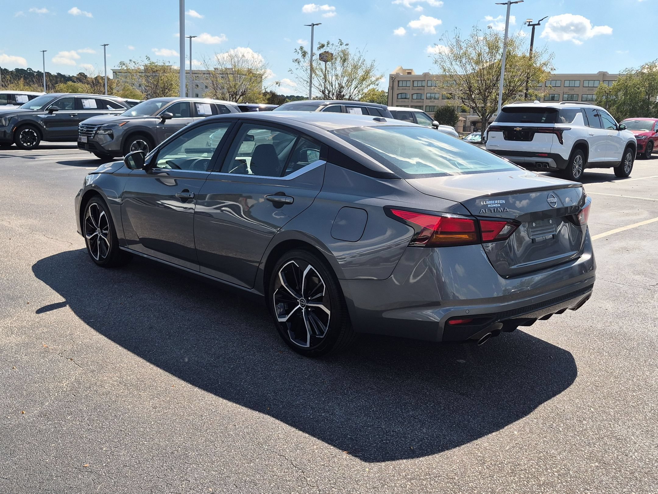 Used 2025 Nissan Altima SR Sedan