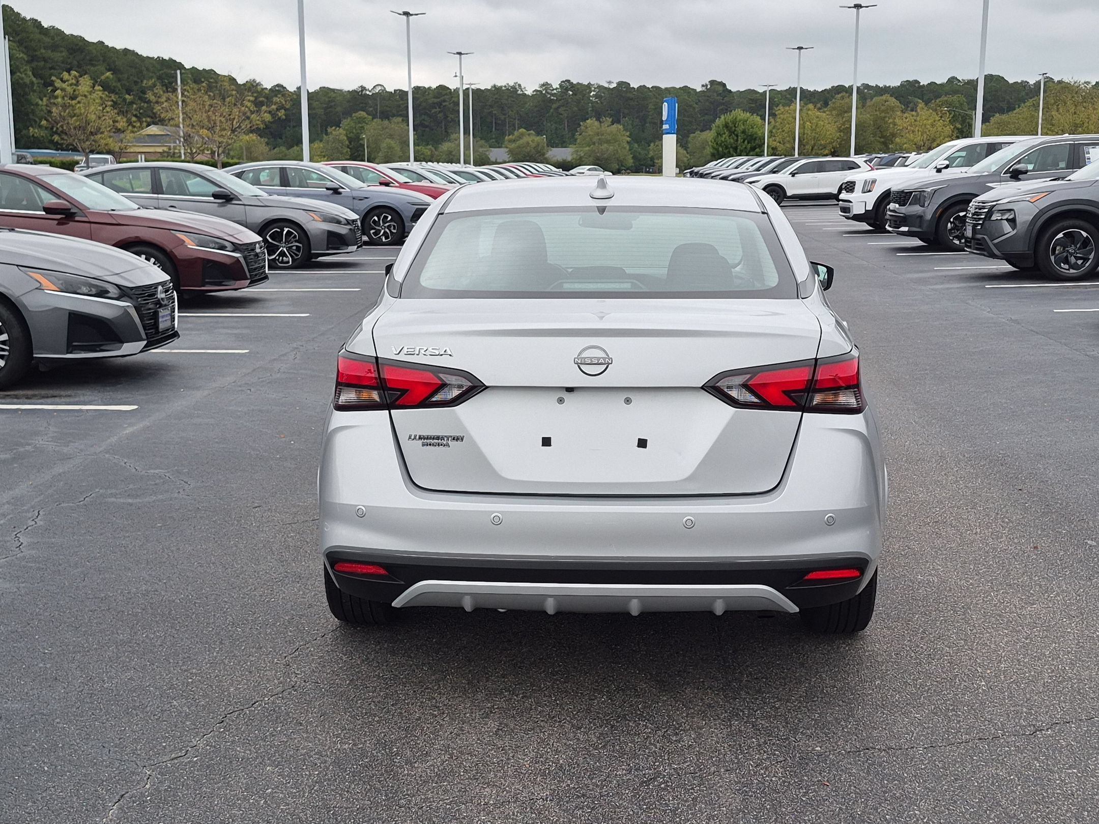 Used 2025 Nissan Versa 1.6 SV Sedan