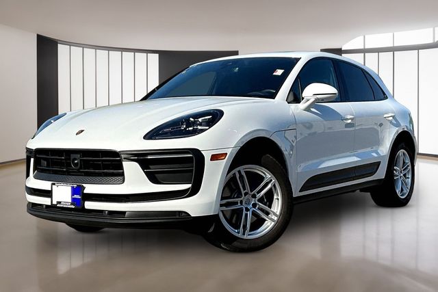 2025 Porsche Macan