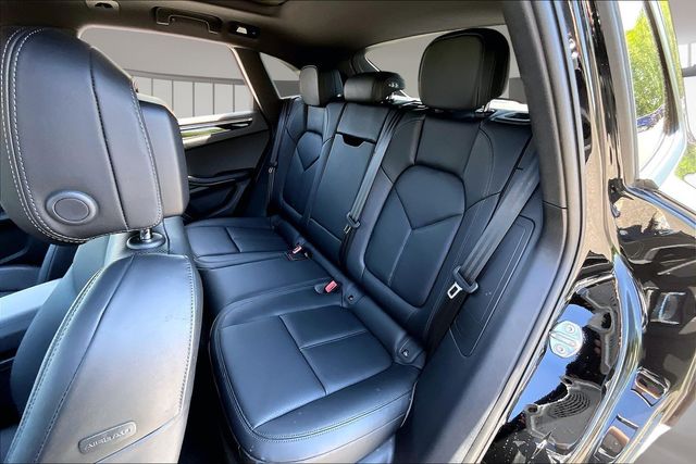 2025 Porsche Macan Base - Photo 21
