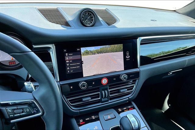 2025 Porsche Macan Base - Photo 14