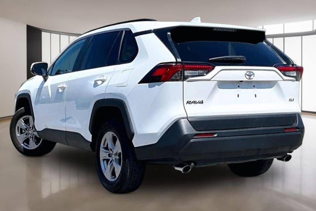 Used 2025 Toyota RAV4 XLE SUV
